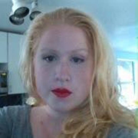 Meet your Posher, Yvonne - Picture 1 of 1